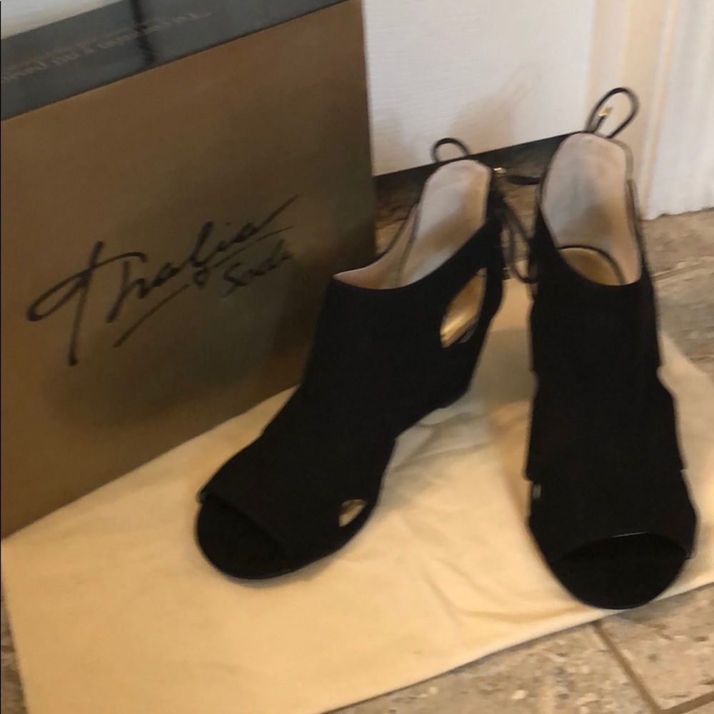 Beautiful-Thalia Sodi Woman’s Wedge Shoes